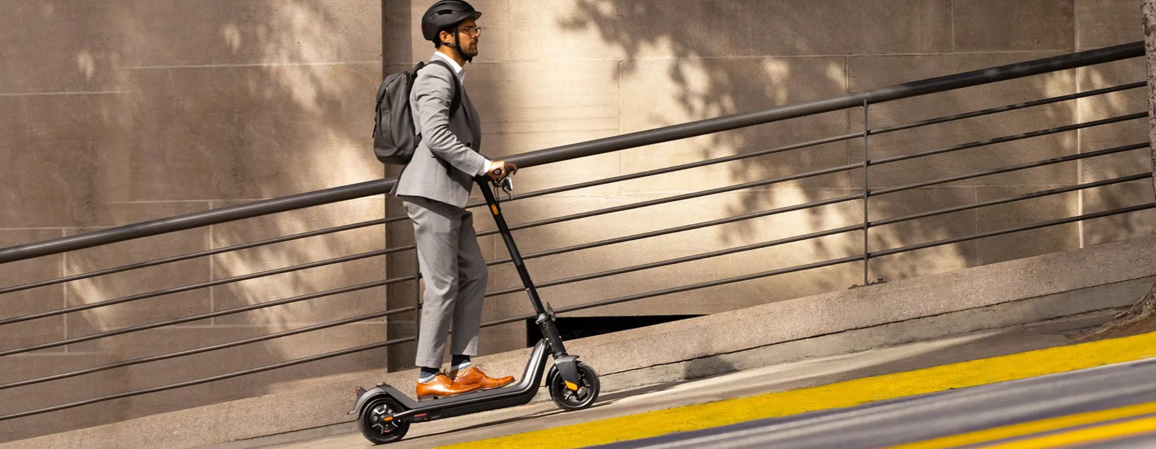 NIU KQi3 Pro Electric Kick Scooter